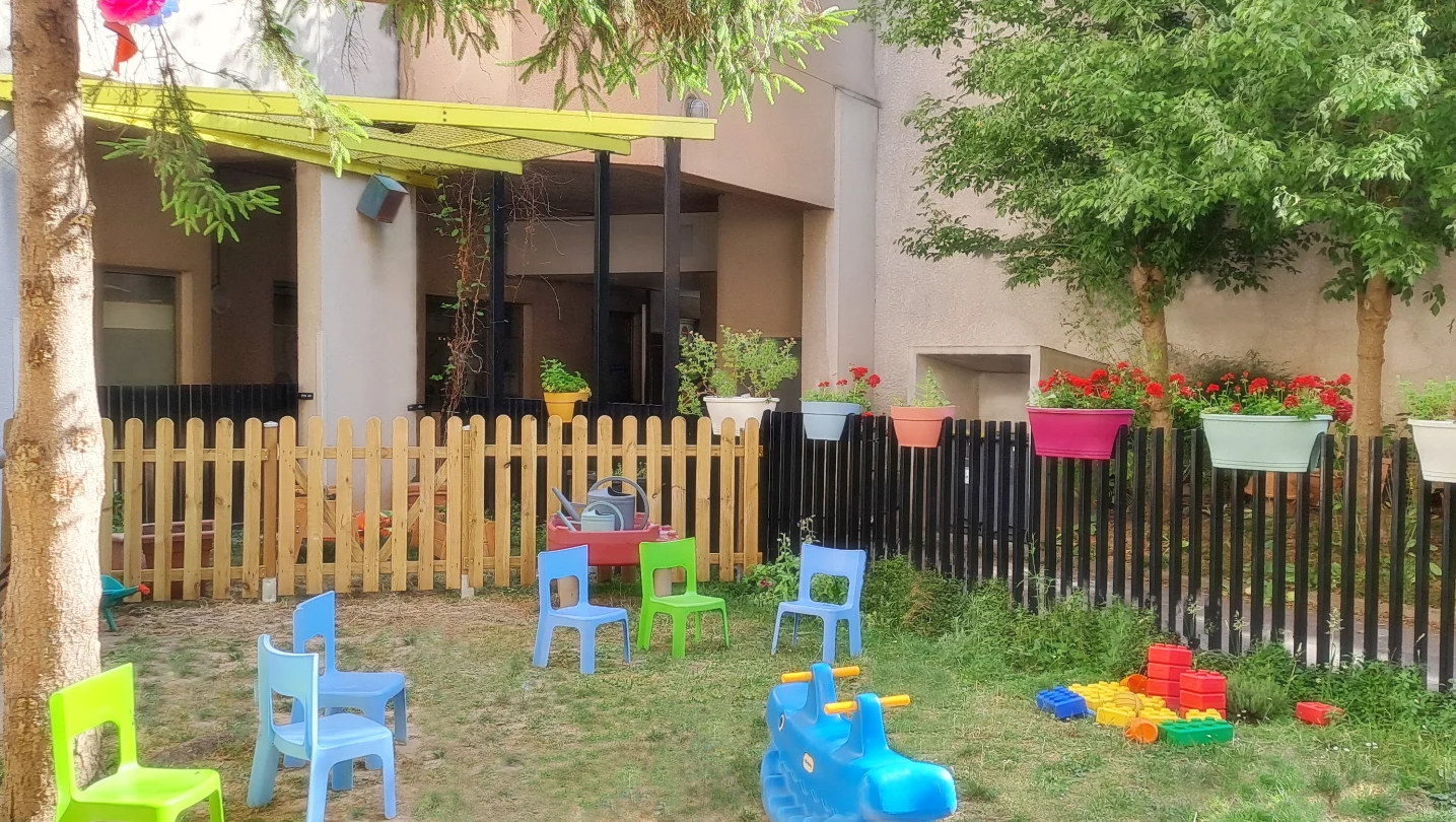 creche-parentale-Les-Crocos-Paris-12-jardin-75012-2025-06-21